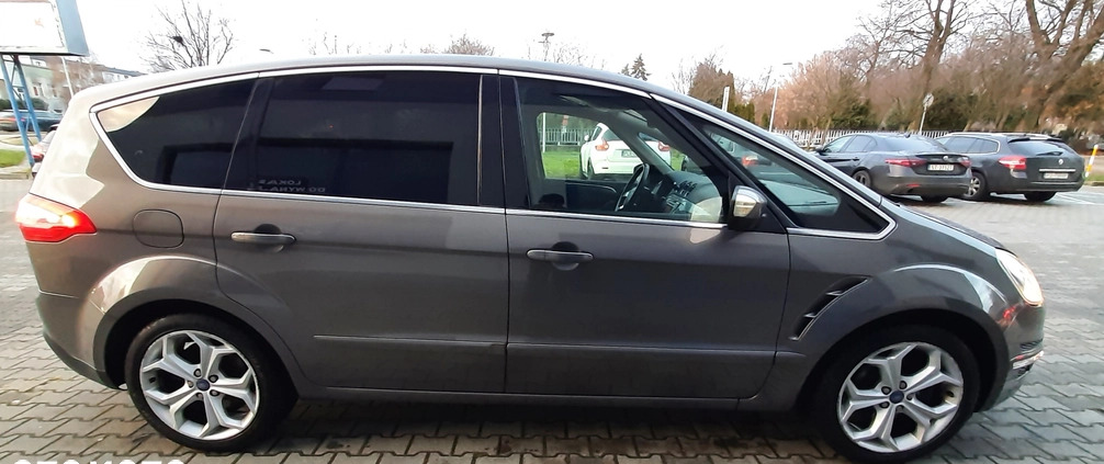 Ford S-Max cena 39500 przebieg: 215000, rok produkcji 2011 z Leszno małe 137